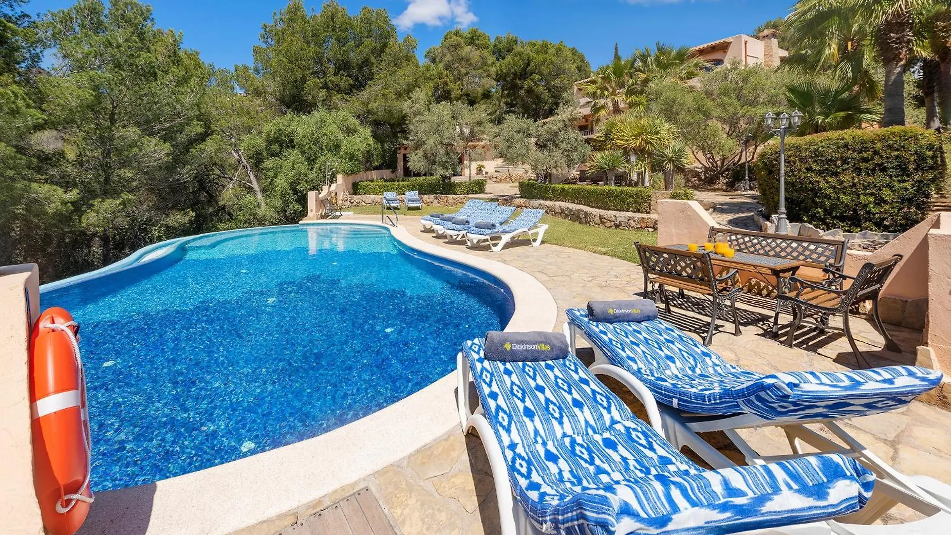 Villa Silverbell بورتالس نوس 0*,  إسبانيا